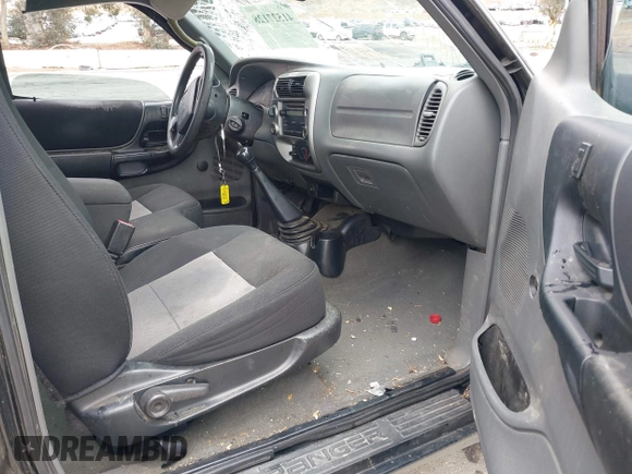 2008 Ford Ranger XL z VIN 1FTYR15E18PA01907, wystawiony jako IAAI lot #41527128 z przebiegiem 230 056 mil mil oraz . Historia ofert i sprzedaży dostępna na DreamBid. Obrazek 5.