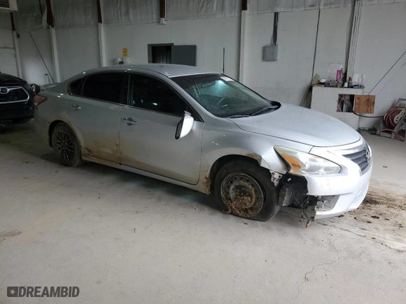 2014 Nissan Altima 2.5 S with VIN 1N4AL3AP8EN362747, listed as a Copart auction lot 49971455 with 118,352 mi miles and Salvage Title. Bid and sale history available at carsss.com. Image 4.