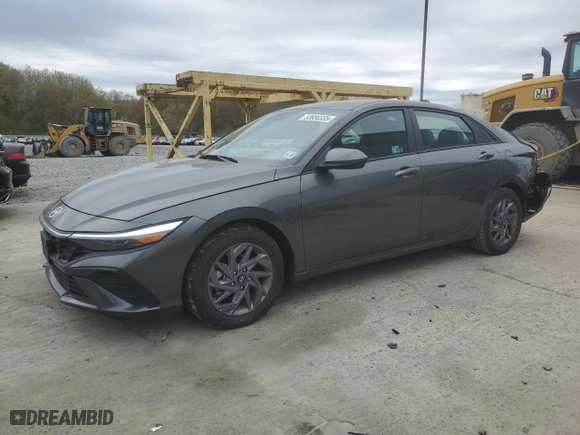 2024 Hyundai Elantra SEL with VIN KMHLM4DG7RU782198, listed as a Copart auction lot 53930335 with 3,218 mi miles and Salvage Title. Bid and sale history available at carsss.com. Image 1.