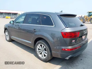 2019 Audi Q7 Premium with VIN WA1AAAF73KD031616, listed as a IAAI auction lot 39952592 with 60,839 mi miles and . Bid and sale history available at DreamBid. Image 3.