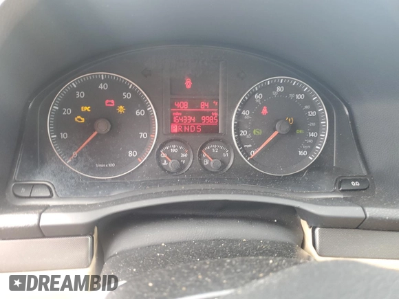 2008 Volkswagen Jetta SE z VIN 3VWRM71K38M014484, wystawiony jako Copart lot #60984555 z przebiegiem 164 334 mil mil oraz Szkoda całkowita • Salvage title. Historia ofert i sprzedaży dostępna na DreamBid. Obrazek 9.