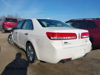 2011 Lincoln MKZ with VIN 3LNHL2GC2BR763917, listed as a IAAI auction lot 41892423 with 119,098 mi miles. Bid and sale history available at carsss.com. Image 3.