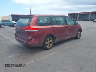 2012 Toyota Sienna с VIN 5TDZK3DC5CS195229, выставлен на аукционе IAAI как лот 42291832 с пробегом 209 120 миль миль и . История ставок и продаж доступна на DreamBid. Изображение 4.