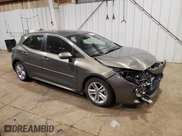 2019 Toyota Corolla Hatchback SE with VIN JTNK4RBE7K3050806, listed as a Copart auction lot 72276794 with 61,904 mi miles and Salvage Title. Bid and sale history available at carsss.com. Image 4.