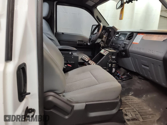 2016 Ford F-250 XLT with VIN 1FT7X2B68GEB80784, listed as a IAAI auction lot 42641963 with 277,458 mi miles and . Bid and sale history available at DreamBid. Image 8.