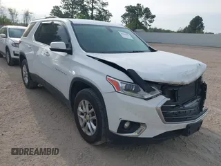 2019 Chevrolet Traverse LT Cloth z VIN 1GNERGKW1KJ193902, wystawiony jako IAAI lot #41900901 z przebiegiem 131 672 mil mil oraz . Historia ofert i sprzedaży dostępna na DreamBid. Obrazek 1.