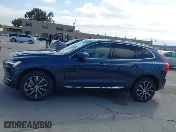 2021 Volvo XC60 Inscription Expression with VIN YV4BR0DL5M1820896, listed as a IAAI auction lot 42207370 with 58,670 mi miles and . Bid and sale history available at DreamBid. Image 14.