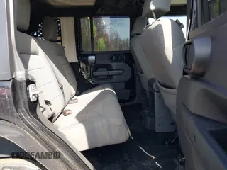 2008 Jeep Wrangler Unlimited Rubicon with VIN 1J8GA691X8L641959, listed as a IAAI auction lot 41586564 with 174,886 mi miles and . Bid and sale history available at DreamBid. Image 8.