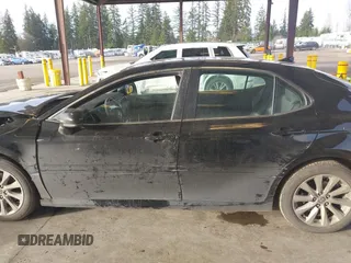 2020 Toyota Camry LE with VIN 4T1C11AKXLU363530, listed as a IAAI auction lot 41670307 with 86,459 mi miles. Bid and sale history available at carsss.com. Image 14.