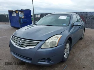 2010 Nissan Altima 2.5 S with VIN 1N4AL2AP0AN564793, listed as a IAAI auction lot 41903567 with 180,648 mi miles. Bid and sale history available at carsss.com. Image 17.