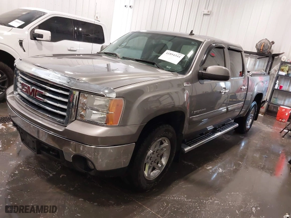 2008 GMC Sierra 1500 Work Truck with VIN 2GTEK133581237014, listed as a IAAI auction lot 41894344 with 125,667 mi miles. Bid and sale history available at carsss.com. Image 18.