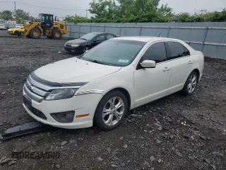 2012 Ford Fusion SE z VIN 3FAHP0HAXCR312655, wystawiony jako Copart lot #56578855 z przebiegiem 148 785 mil mil oraz Szkoda całkowita • Salvage title. Historia ofert i sprzedaży dostępna na DreamBid. Obrazek 1.