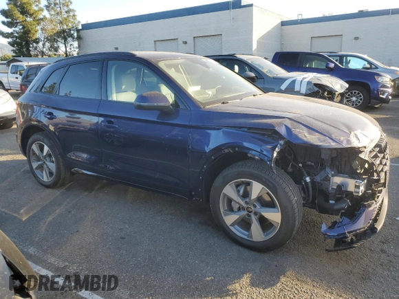2024 Audi Q5 Premium Plus z VIN WA1BBAFY6R2063895, wystawiony jako Copart lot #85101434 z przebiegiem 2 978 mil mil oraz Szkoda całkowita • Salvage title. Historia ofert i sprzedaży dostępna na DreamBid. Obrazek 4.