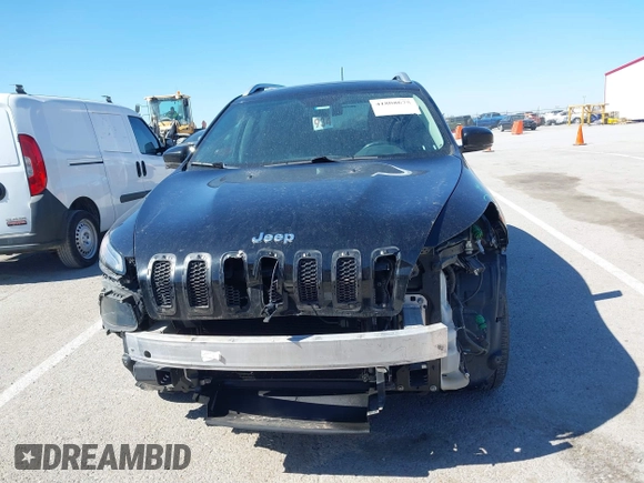 2017 Jeep Cherokee Limited with VIN 1C4PJMDS4HW564127, listed as a IAAI auction lot 41808675 with 144,472 mi miles. Bid and sale history available at carsss.com. Image 12.