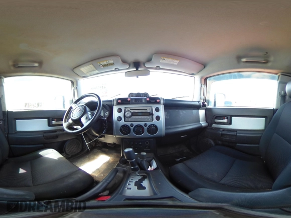 2007 Toyota FJ Cruiser with VIN JTEBU11F470035202, listed as a IAAI auction lot 41972066 with 241,021 mi miles. Bid and sale history available at carsss.com. Image 18.