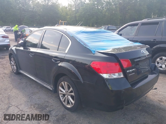 2014 Subaru Legacy 2.5i z VIN 4S3BMBA63E3027520, wystawiony jako IAAI lot #42358893 z przebiegiem 115 209 mil mil oraz . Historia ofert i sprzedaży dostępna na DreamBid. Obrazek 3.