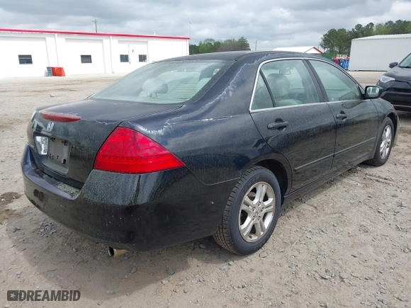 2006 Honda Accord Sdn LX SE with VIN 1HGCM56306A042513, listed as a IAAI auction lot 41926320 with 214,684 mi miles. Bid and sale history available at carsss.com. Image 4.