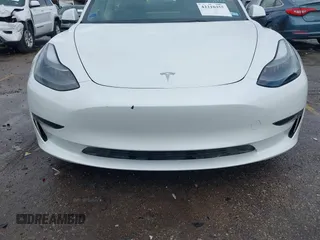 2023 Tesla Model 3 z VIN 5YJ3E1EA0PF511158, wystawiony jako IAAI lot #42210455 z przebiegiem 22 291 mil mil oraz . Historia ofert i sprzedaży dostępna na DreamBid. Obrazek 12.