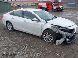 2018 Chevrolet Malibu LT with VIN 1G1ZD5ST3JF212737, listed as a IAAI auction lot 41642851 with 64,117 mi miles. Bid and sale history available at carsss.com. Image 1.