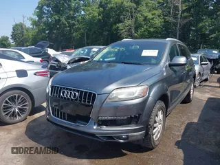 2014 Audi Q7 Premium Plus z VIN WA1LMAFE7ED004521, wystawiony jako IAAI lot #42547695 z przebiegiem 175 219 mil mil oraz . Historia ofert i sprzedaży dostępna na DreamBid. Obrazek 6.