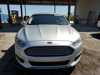 2014 Ford Fusion SE Hybrid with VIN 3FA6P0LU4ER396130, listed as a Copart auction lot 47097625 with 321,584 mi miles and Salvage Title. Bid and sale history available at carsss.com. Image 5.