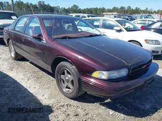 1996 Chevrolet Caprice Classic 1SA Special Value Pkg with VIN 1G1BL52P7TR146198, listed as a IAAI auction lot 41746994 with 1 mi miles. Bid and sale history available at carsss.com. Image 1.