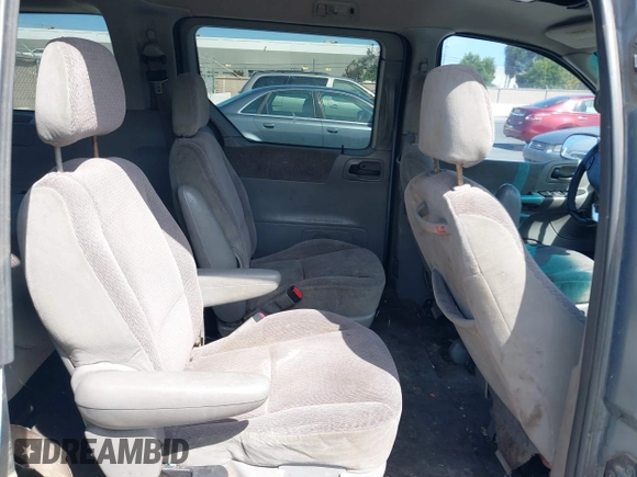 2000 Ford Windstar SE z VIN 2FMZA5248YBA46389, wystawiony jako IAAI lot #40361708 z przebiegiem 281 576 mil mil oraz . Historia ofert i sprzedaży dostępna na DreamBid. Obrazek 8.