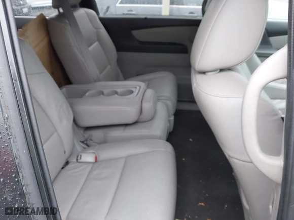 2013 Honda Odyssey EX-L with VIN 5FNRL5H69DB067983, listed as a IAAI auction lot 41879405 with 70,925 mi miles. Bid and sale history available at carsss.com. Image 8.