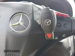 2004 Mercedes-Benz C 230 Kompressor z VIN WDBRN40JX4A612553, wystawiony jako IAAI lot #42255269 z przebiegiem Nie podano mil oraz . Historia ofert i sprzedaży dostępna na DreamBid. Obrazek 11.