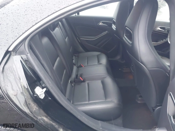 2014 Mercedes-Benz CLA-Class CLA 250 with VIN WDDSJ4EBXEN039623, listed as a IAAI auction lot 41840087 with 127,449 mi miles. Bid and sale history available at carsss.com. Image 8.