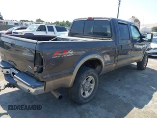 2005 Ford F-250 XL с VIN 1FTSW21P65EC44812, выставлен на аукционе IAAI как лот 42691573 с пробегом 76 672 миль миль и . История ставок и продаж доступна на DreamBid. Изображение 4.