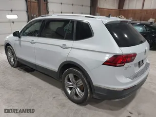 2019 Volkswagen Tiguan SEL Premium with VIN 3VV4B7AX7KM008257, listed as a IAAI auction lot 41612957 with 82,895 mi miles. Bid and sale history available at carsss.com. Image 3.