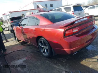 2014 Dodge Charger RT z VIN 2C3CDXCT9EH220356, wystawiony jako IAAI lot #41746302 z przebiegiem 79 525 mil mil oraz . Historia ofert i sprzedaży dostępna na DreamBid. Obrazek 3.