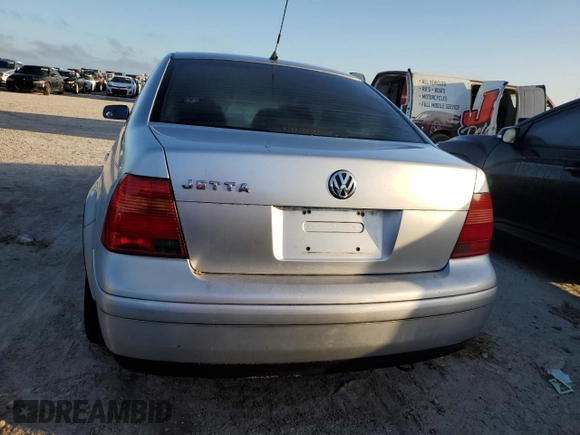 1999 Volkswagen Jetta GLS with VIN 3VWSA29M0XM044902, listed as a Copart auction lot 74619954 with 273,284 mi miles and Salvage title. Bid and sale history available at DreamBid. Image 6.