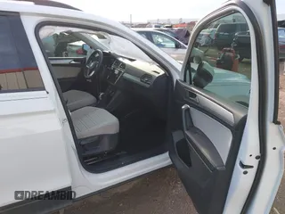 2024 Volkswagen Tiguan S with VIN 3VVRB7AX4RM232229, listed as a IAAI auction lot 41673555 with 333 mi miles and . Bid and sale history available at DreamBid. Image 5.