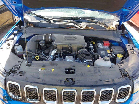 2023 Jeep Compass Sport with VIN 3C4NJDAN4PT557091, listed as a IAAI auction lot 42322265 with 8,742 mi miles and . Bid and sale history available at DreamBid. Image 10.