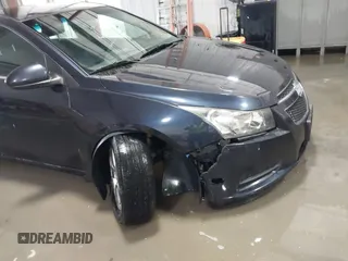 2014 Chevrolet Cruze 1LT with VIN 1G1PC5SB9E7119447, listed as a IAAI auction lot 41680886 with 239,297 mi miles and . Bid and sale history available at DreamBid. Image 6.
