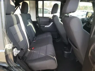 2011 Jeep Wrangler Unlimited Sahara with VIN 1J4BA5H15BL635016, listed as a Copart auction lot 84433444 with 124,217 mi miles and Salvage Title. Bid and sale history available at carsss.com. Image 10.