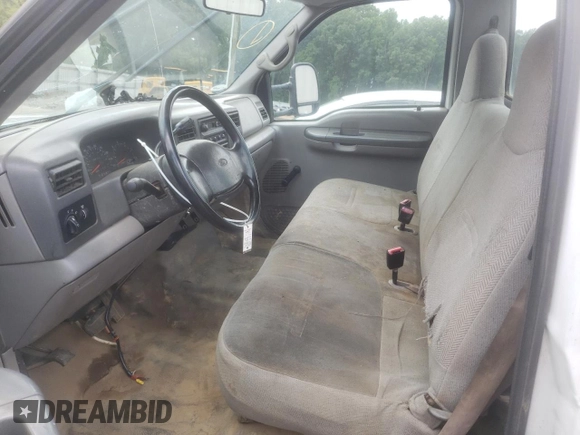 2000 Ford F-250 XL z VIN 1FTNF20L2YEC67228, wystawiony jako Copart lot #58785215 z przebiegiem 232 113 mil mil oraz Szkoda całkowita • Salvage title. Historia ofert i sprzedaży dostępna na DreamBid. Obrazek 7.
