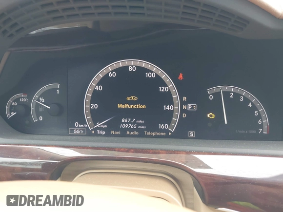 2007 Mercedes-Benz S 550 with VIN WDDNG71X17A135682, listed as a IAAI auction lot 41915691 with 109,765 mi miles and . Bid and sale history available at DreamBid. Image 7.