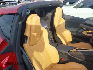 2024 Chevrolet Corvette 2LZ z VIN 1G1YE2D35R5605516, wystawiony jako IAAI lot #42291526 z przebiegiem 2472 mil mil oraz . Historia ofert i sprzedaży dostępna na DreamBid. Obrazek 8.