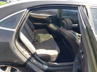 2013 Hyundai Equus Signature with VIN KMHGH4JH0DU059580, listed as a IAAI auction lot 41993494 with 89,403 mi miles and . Bid and sale history available at DreamBid. Image 8.