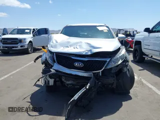 2016 Kia Sportage LX with VIN KNDPB3AC7G7836697, listed as a IAAI auction lot 42053815 with 90,519 mi miles. Bid and sale history available at carsss.com. Image 6.