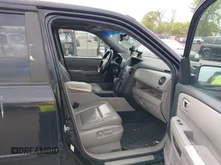 2011 Honda Pilot EX-L with VIN 5FNYF4H61BB078003, listed as a IAAI auction lot 42181724 with 327,236 mi miles and . Bid and sale history available at carsss.com. Image 5.