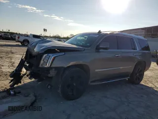 2018 Cadillac Escalade Luxury z VIN 1GYS3BKJXJR140212, wystawiony jako Copart lot #84808834 z przebiegiem 127 402 mil mil oraz Szkody całkowita. Historia ofert i sprzedaży dostępna na DreamBid. Obrazek 1.
