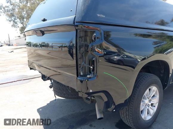 2019 Chevrolet Silverado 1500 LT with VIN 1GCRWCED9KZ328096, listed as a IAAI auction lot 42078270 with 182,605 mi miles and . Bid and sale history available at DreamBid. Image 17.