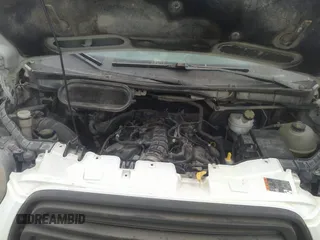 2015 Ford Transit Passenger XL z VIN 1FBAX2CG3FKA97085, wystawiony jako IAAI lot #42210744 z przebiegiem 81 911 mil mil oraz . Historia ofert i sprzedaży dostępna na DreamBid. Obrazek 10.
