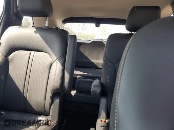 2024 Mazda CX-90 Premium z VIN JM3KKDHD5R1189566, wystawiony jako Copart lot #53689405 z przebiegiem Nie podano mil oraz Szkoda całkowita • Salvage title. Historia ofert i sprzedaży dostępna na DreamBid. Obrazek 10.