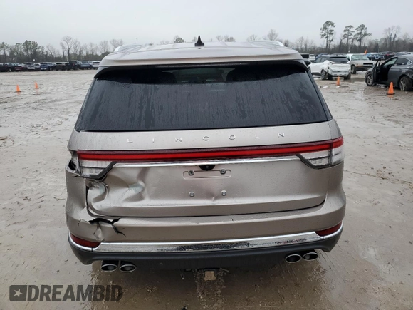2021 Lincoln Aviator Reserve with VIN 5LM5J7WC4MGL17718, listed as a Copart auction lot 43180165 with 68,596 mi miles and Clean title. Bid and sale history available at DreamBid. Image 6.