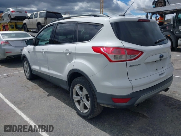 2014 Ford Escape SE with VIN 1FMCU0GX5EUC45408, listed as a IAAI auction lot 41795382 with 119,955 mi miles. Bid and sale history available at carsss.com. Image 1.